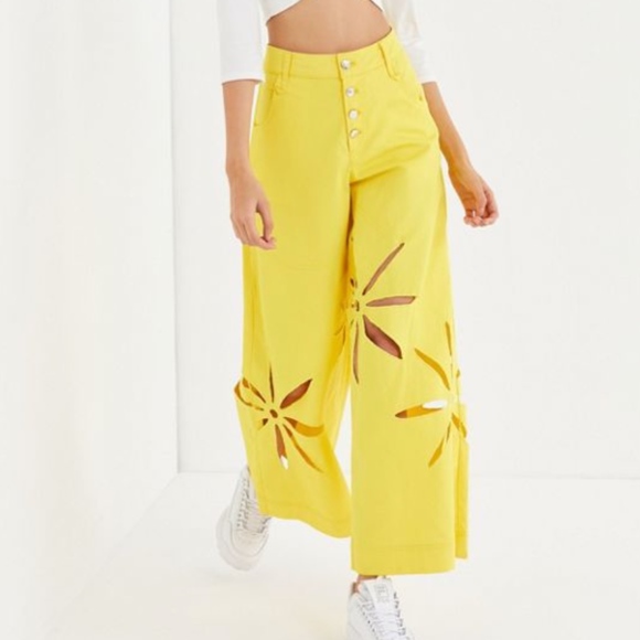 Urban Outfitters Flower cut out pants - Picture 1 of 3